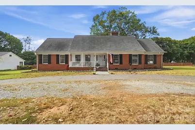 3031 Gardner Park Drive, Gastonia, NC 28054 - Photo 2