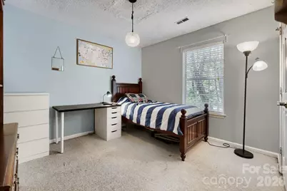 4736 Kirkgard Trail, Charlotte, NC 28269 - Photo 20