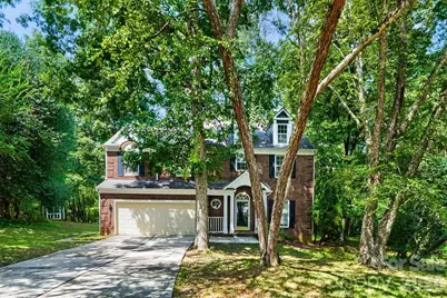 4736 Kirkgard Trail, Charlotte, NC 28269 - Photo 4