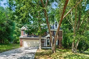 4736 Kirkgard Trail, Charlotte, NC 28269 - Photo 4