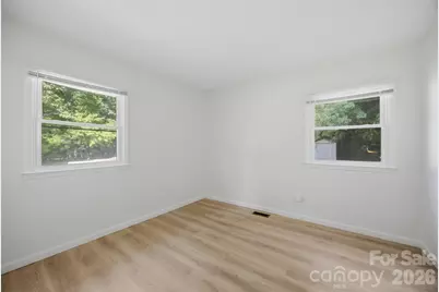 737 Lakeview Drive, Henderson, NC 27536 - Photo 12