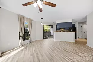 8157 Cedar Glen Dr, Charlotte, NC 28212 - Photo 10