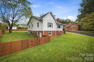 214 Morehead St, Morganton, NC 28655 - Photo 1