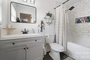 5000 Forest Ridge Dr, Hickory, NC 28602 - Photo 24
