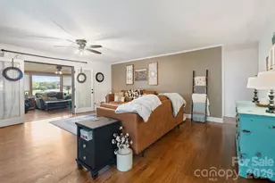 5000 Forest Ridge Dr, Hickory, NC 28602 - Photo 4