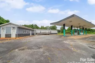 1168 W Main St, Forest City, NC 28043 - Photo 1
