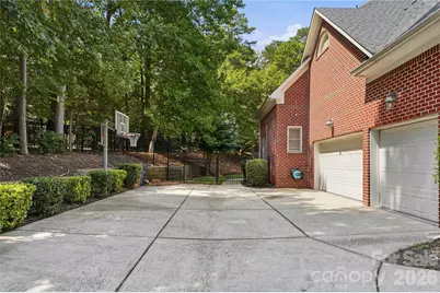 1105 Doverstone Court, Matthews, NC 28104 - Photo 44