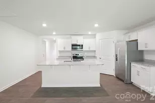 216 Hyder Rdg Rd, Asheville, NC 28804 - Photo 4