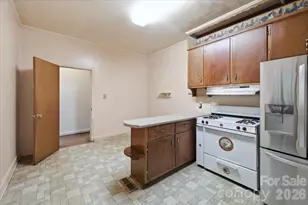 8512 Colgate Cir, Charlotte, NC 28214 - Photo 12