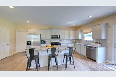 220 Hyder Ridge Road, Asheville, NC 28804 - Photo 2
