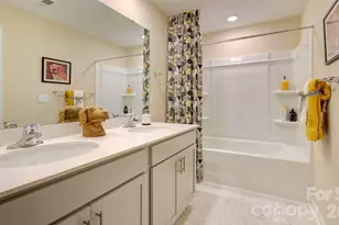 220 Hyder Rdg Rd, Asheville, NC 28804 - Photo 24