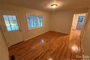 7400 Monroe Rd, Charlotte, NC 28212 - Photo 10