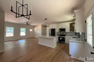 2116 Kks Ct, Newton, NC 28658 - Photo 8