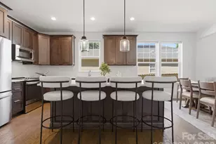 129 S Gardner Ave, Charlotte, NC 28208 - Photo 8