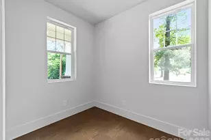129 S Gardner Ave, Charlotte, NC 28208 - Photo 24