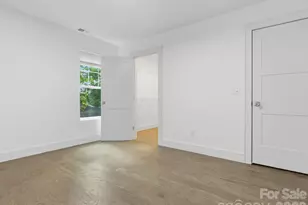 129 S Gardner Ave, Charlotte, NC 28208 - Photo 34