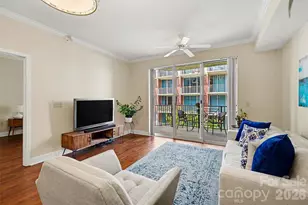 300 W 5th St, Charlotte, NC 28202 - Photo 4