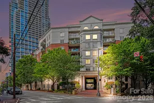 300 W 5th St, Charlotte, NC 28202 - Photo 22