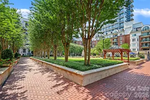 300 W 5th St, Charlotte, NC 28202 - Photo 24