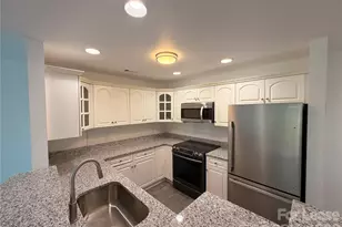 9039 J M Keynes Dr, Charlotte, NC 28262 - Photo 4