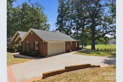 712 Wildwood Drive, Salisbury, NC 28146 - Photo 8