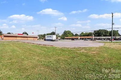 3739 N Nc 16 Business Highway, Denver, NC 28037 - Photo 6