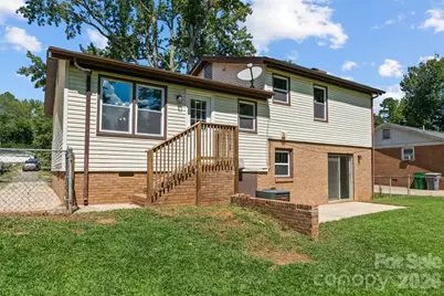 7100 Covecreek Drive, Charlotte, NC 28215 - Photo 32