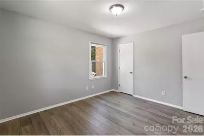 7100 Covecreek Drive, Charlotte, NC 28215 - Photo 20