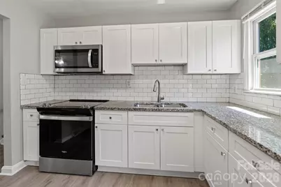 7100 Covecreek Drive, Charlotte, NC 28215 - Photo 12