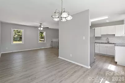 7100 Covecreek Drive, Charlotte, NC 28215 - Photo 8