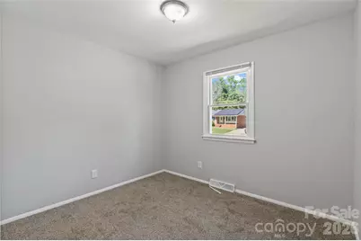 7100 Covecreek Drive, Charlotte, NC 28215 - Photo 22