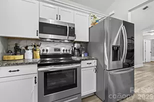 4049 Fincher Rd, Matthews, NC 28104 - Photo 12