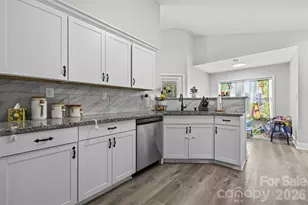 4049 Fincher Rd, Matthews, NC 28104 - Photo 10