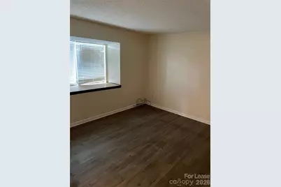 10921 Harrowfield Road, Charlotte, NC 28226 - Photo 4
