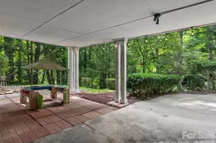 921 Indian Hill Rd, Hendersonville, NC 28791 - Photo 24