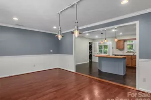 921 Indian Hill Rd, Hendersonville, NC 28791 - Photo 4