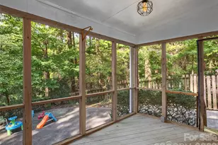 921 Indian Hill Rd, Hendersonville, NC 28791 - Photo 10