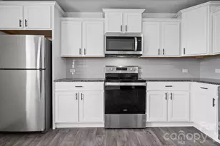 132 Galley Ln, Statesville, NC 28677 - Photo 6