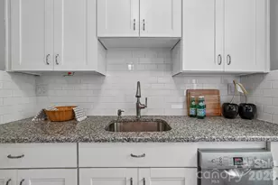 1121 Myrtle Ave, Charlotte, NC 28203 - Photo 12