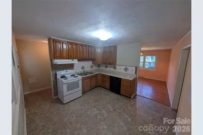 202 Melody Circle, Swannanoa, NC 28778 - Photo 4