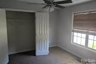 1379 Old Whiteville Rd, Lumberton, NC 28358 - Photo 6
