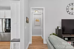 5816 Cheerful Ln, Charlotte, NC 28215 - Photo 10