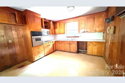 1515 Pleasant Plains Road, Matthews, NC 28105 - Photo 8