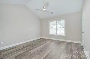 210 S Cedar St, Charlotte, NC 28202 - Photo 16