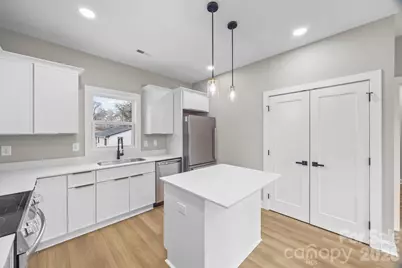 401 N Lee Street #B, Mount Holly, NC 28120 - Photo 8