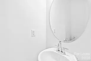 [Address not provided], Charlotte, NC 28205 - Photo 8