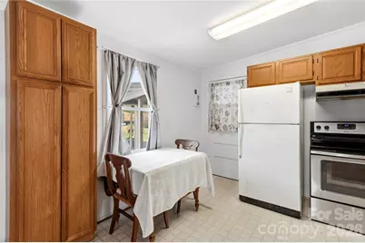 429 Jack Street, Hendersonville, NC 28792 - Photo 14