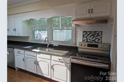 220 Augusta Drive, Statesville, NC 28625 - Photo 6