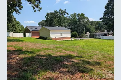 220 Augusta Drive, Statesville, NC 28625 - Photo 4