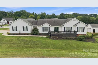 708 Paint Circle, Oakboro, NC 28129 - Photo 2